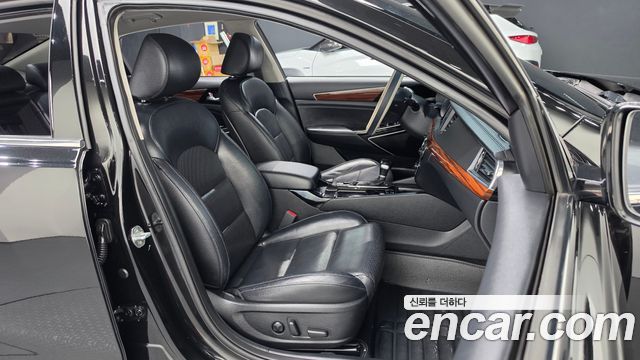 Kia K7 2017 — photo 17