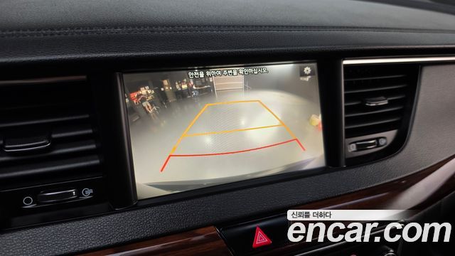 Kia K7 2017 — photo 22