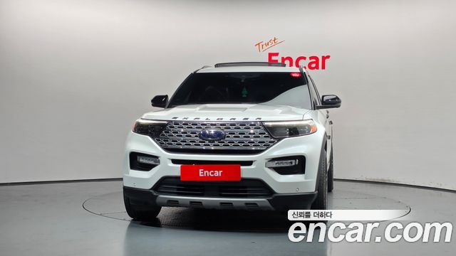 Ford Explorer 2020 — photo 3