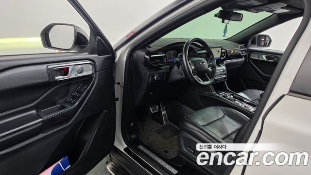 Ford Explorer 2020 — photo 13