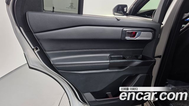 Ford Explorer 2020 — photo 15