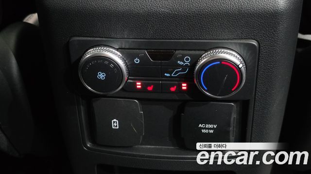 Ford Explorer 2020 — photo 31