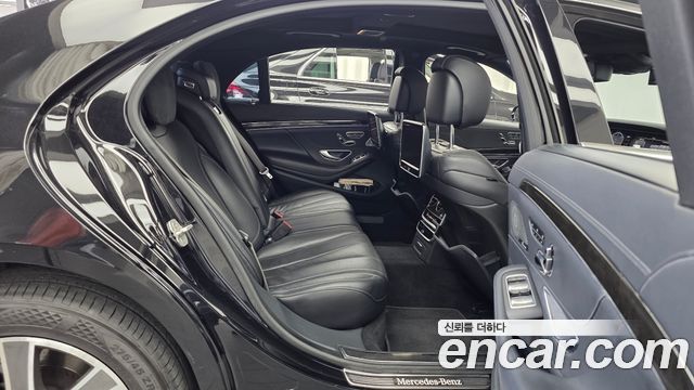 Mercedes-Benz S-Class 2015 — photo 12
