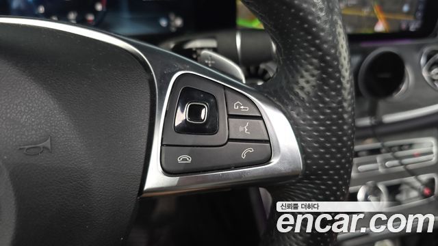 Mercedes-Benz E-Class 2017 — photo 30