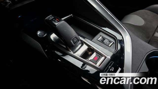 Peugeot 5008 2021 — photo 12