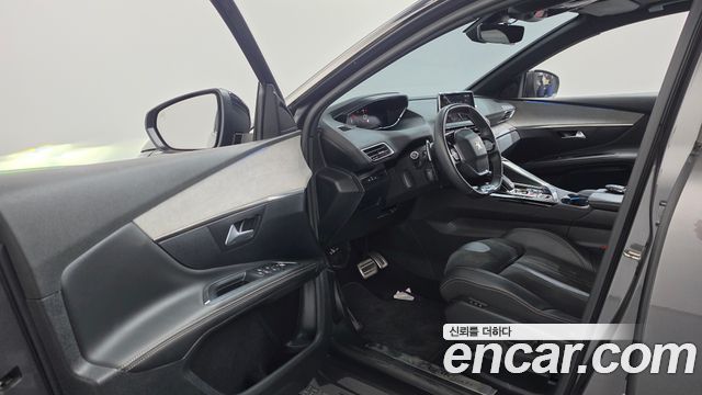 Peugeot 5008 2021 — photo 13