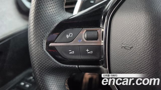Peugeot 5008 2021 — photo 22