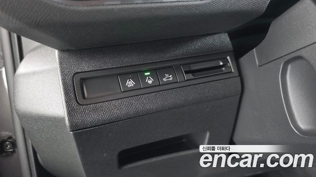 Peugeot 5008 2021 — photo 29