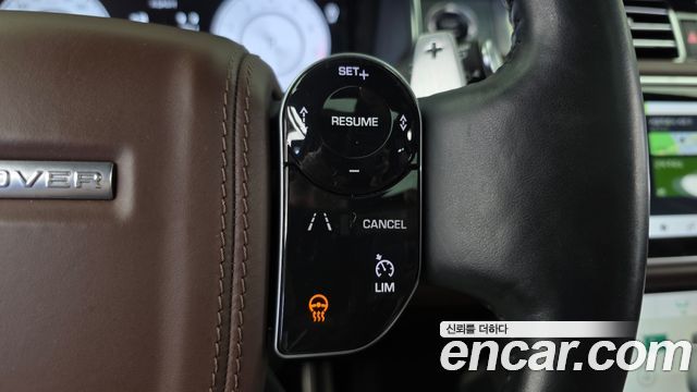 Land Rover Range Rover 2021 — photo 35