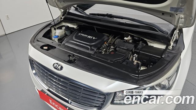 Kia Canival 2018 — photo 6