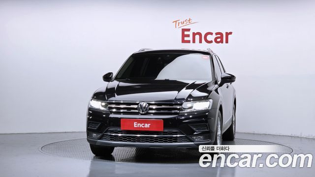 Volkswagen Tiguan 2018 — photo 3