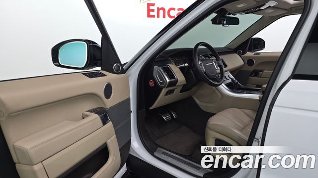 Land Rover Range Rover Sport 2015 — photo 13