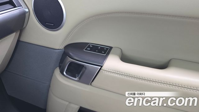 Land Rover Range Rover Sport 2015 — photo 29