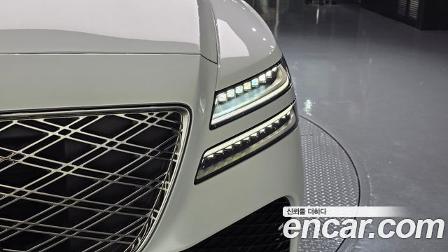 Genesis GV80 2024 — photo 8