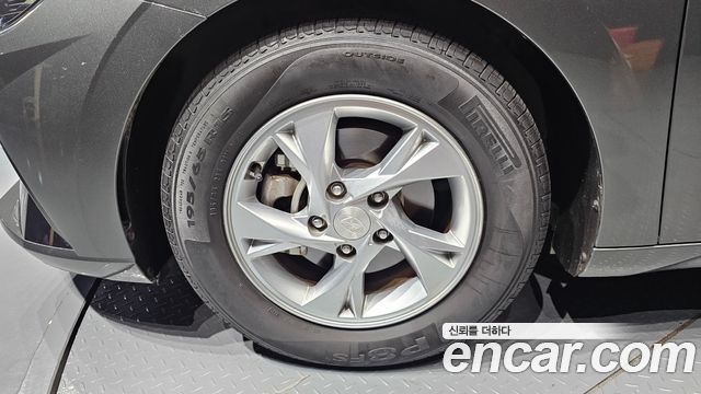 Hyundai AVANTE 2021 — photo 5