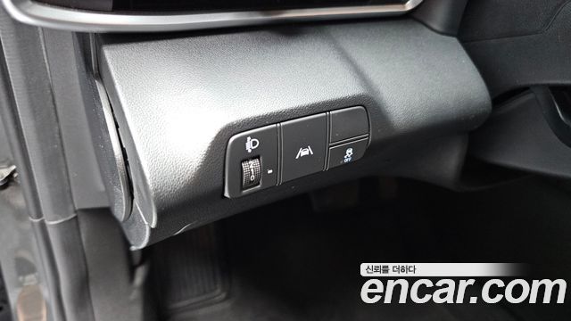 Hyundai AVANTE 2021 — photo 14