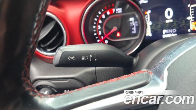 Jeep Wrangler 2019 — photo 26