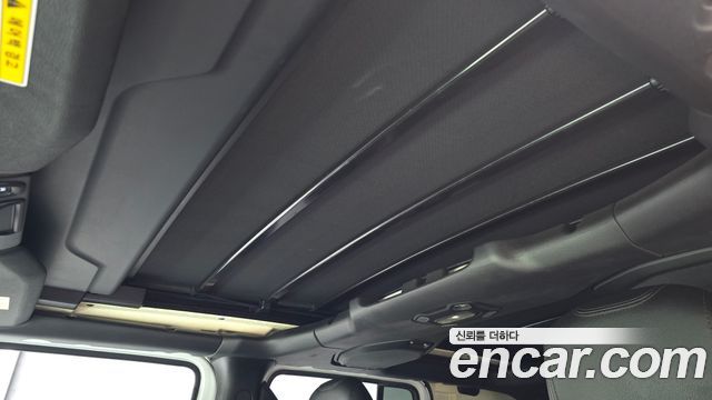 Jeep Wrangler 2019 — photo 31