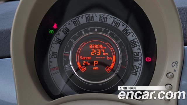 Fiat 500 2013 — photo 8
