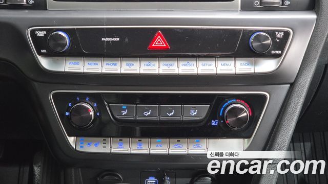 Hyundai Sonata 2018 — photo 16