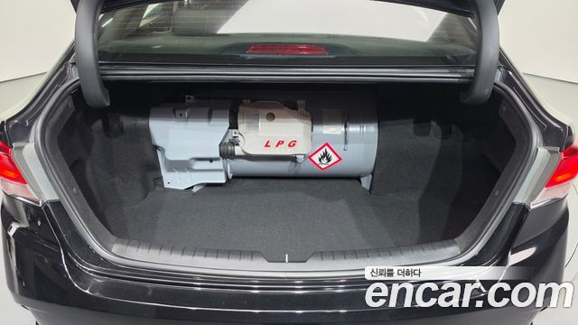 Hyundai Sonata 2018 — photo 20