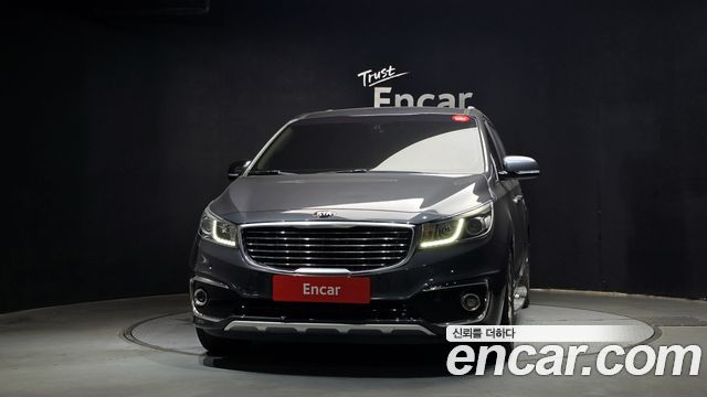Kia Canival 2017 — photo 3