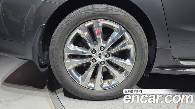 Kia Canival 2017 — photo 5