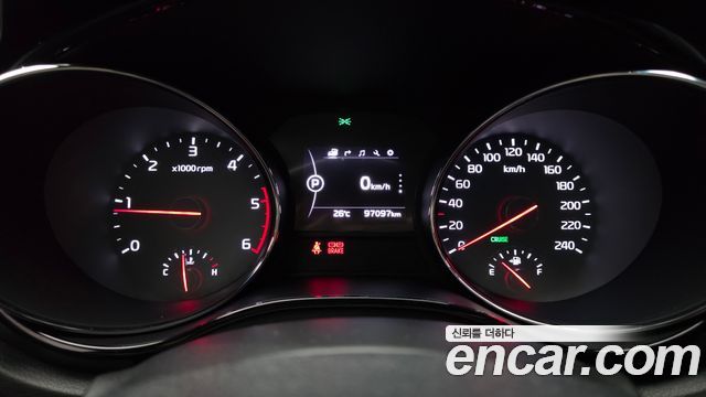 Kia Canival 2017 — photo 11
