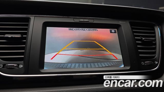 Kia Canival 2017 — photo 22