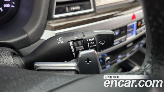 Genesis G80 2020 — photo 26