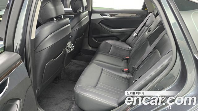 Genesis G80 2020 — photo 16