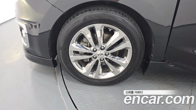 Kia Canival 2017 — photo 5
