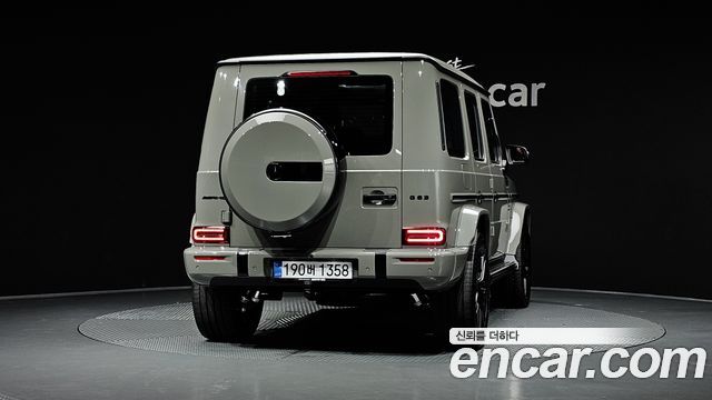 Mercedes-Benz G-Class 2027 — photo 4
