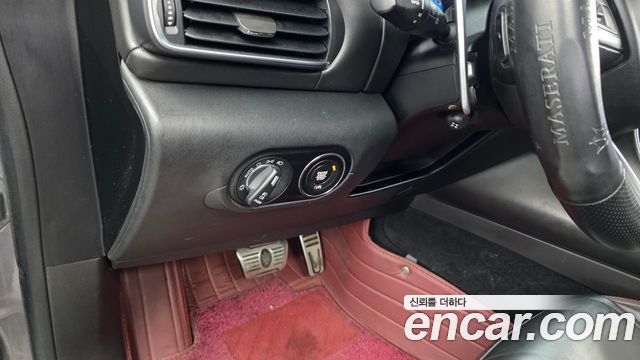 Maserati Levante 2017 — photo 23