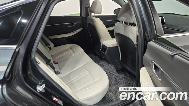 Hyundai Sonata 2021 — photo 11