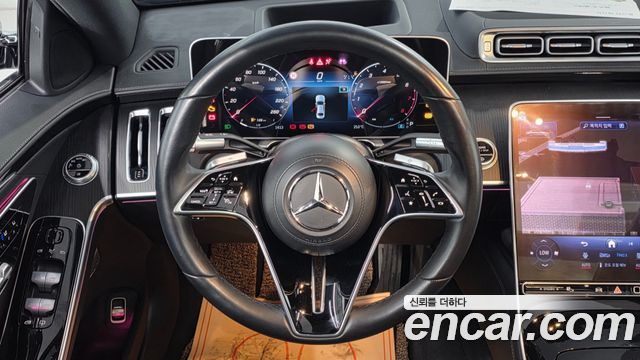Mercedes-Benz S-Class 2022 — photo 6