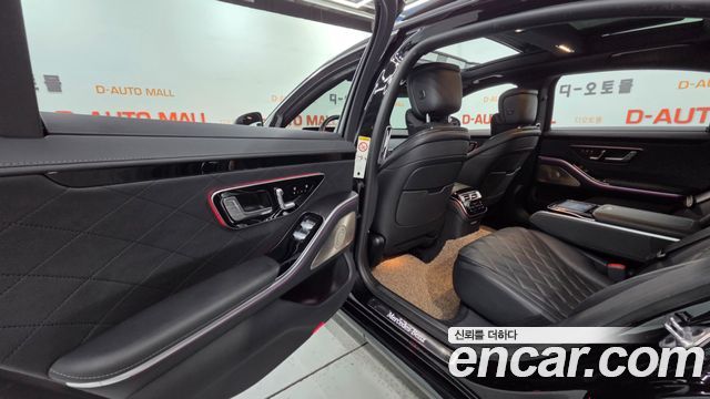 Mercedes-Benz S-Class 2022 — photo 14