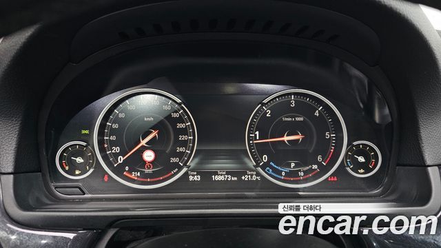 BMW 5-Series 2014 — photo 8
