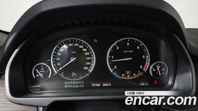 BMW X5 2014 — photo 8