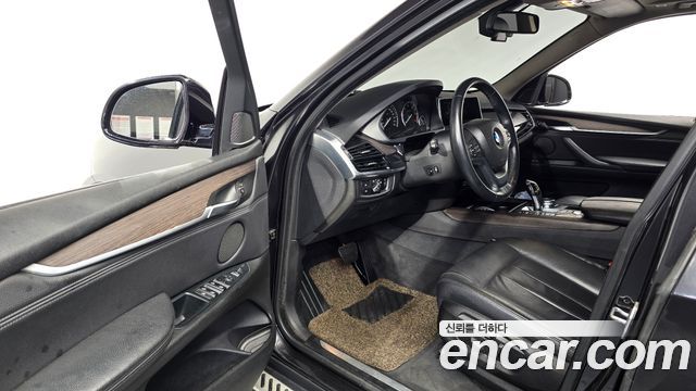 BMW X5 2014 — photo 10