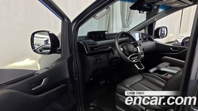 Hyundai Staria 2022 — photo 10