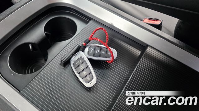 Hyundai Staria 2022 — photo 19