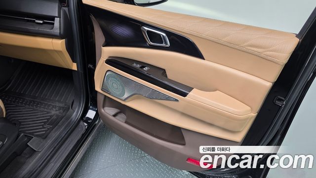 Kia Canival 2022 — photo 14