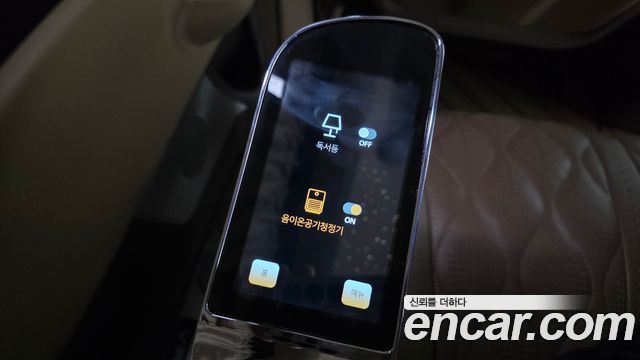 Kia Canival 2022 — photo 30