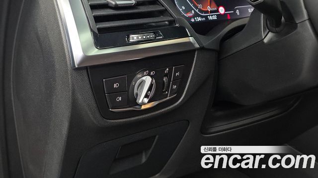BMW X3 2021 — photo 29