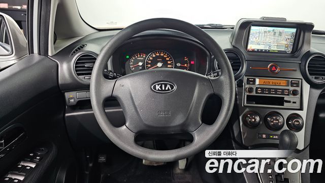 Kia Carens 2011 — photo 19