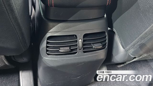 Kia Carens 2011 — photo 30