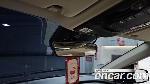 Kia Canival 2023 — photo 16