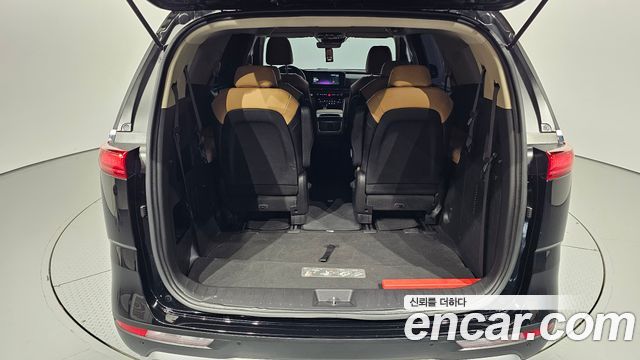 Kia Canival 2023 — photo 20