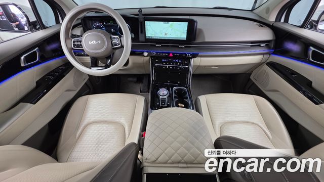 Kia Canival 2023 — photo 10